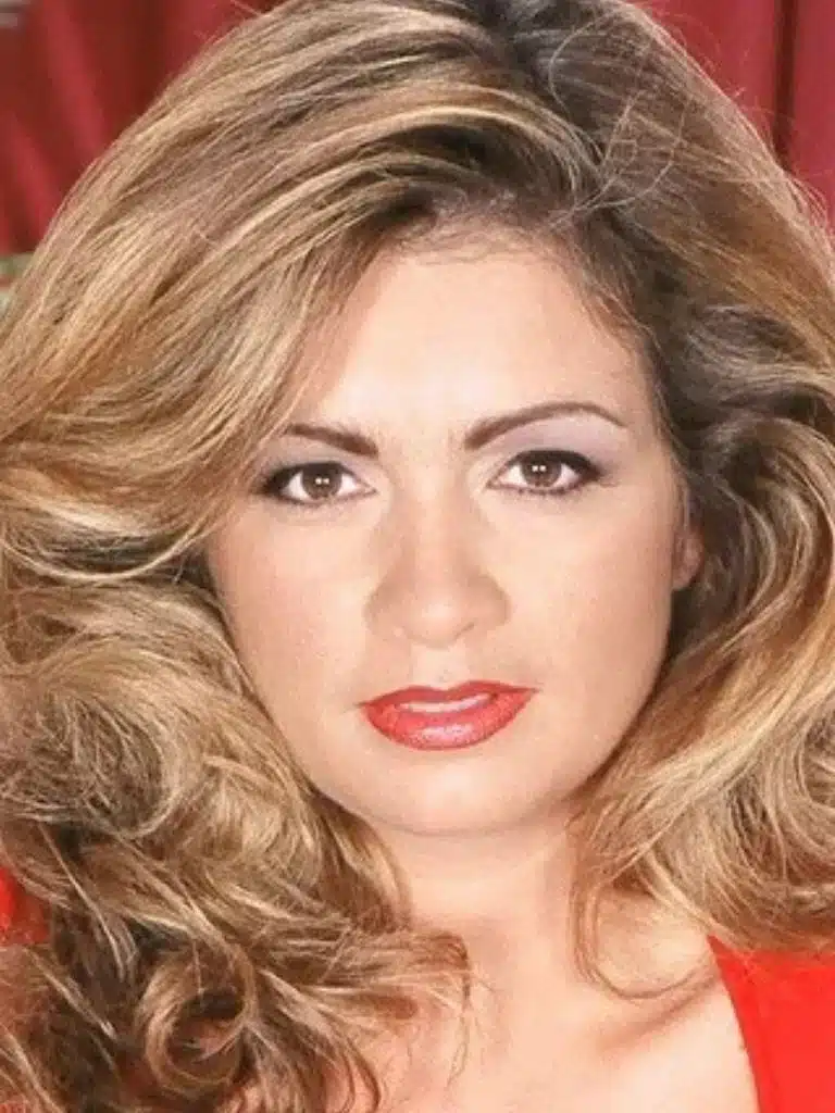 Denise Derringer Biography: Wiki, Age, Career, Height, Weight, Boyfriend, Net Worth & More